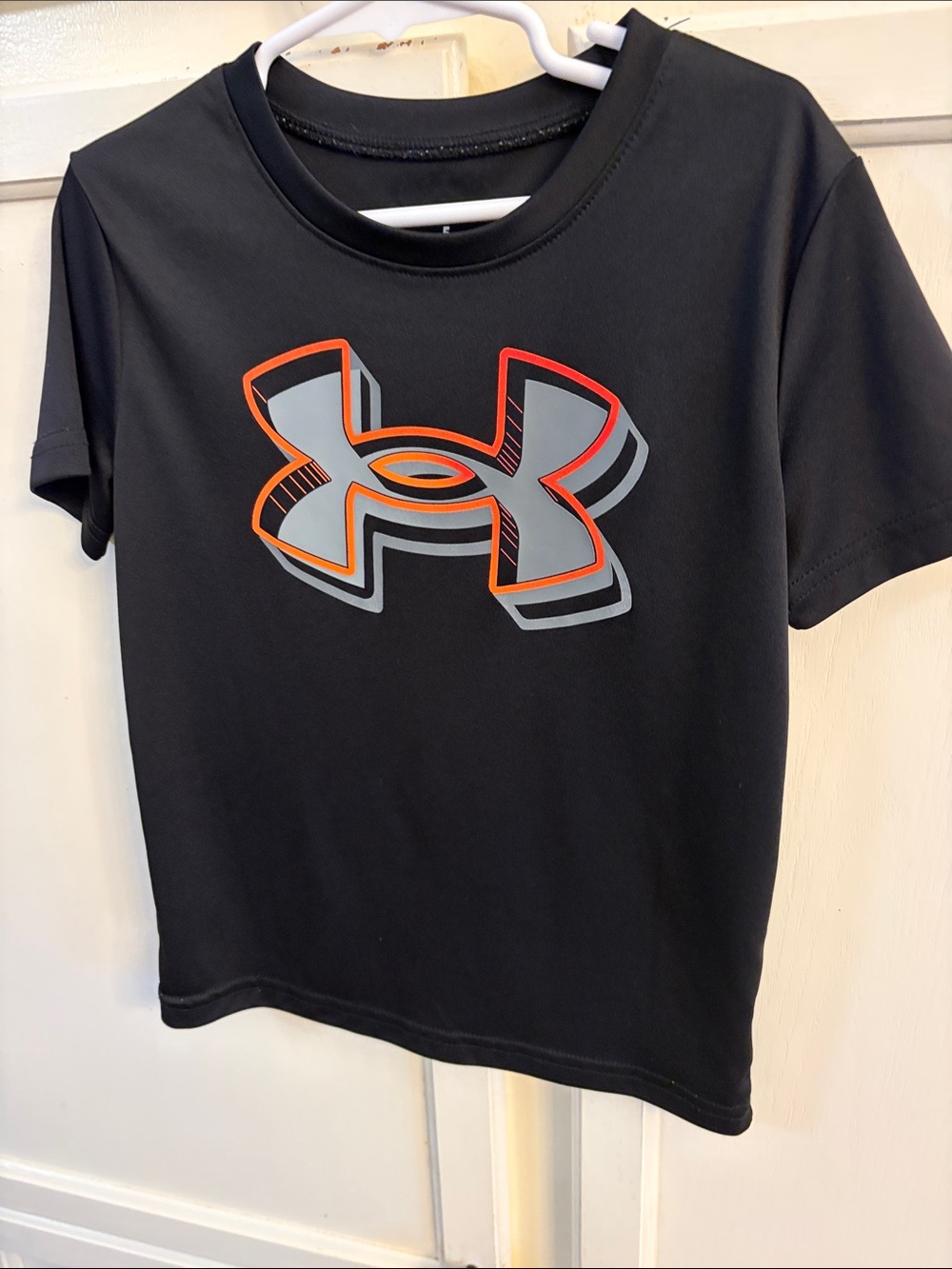 Under Armour Black Logo Tee with Orange & Gray Accents Toddler Boy Size 5